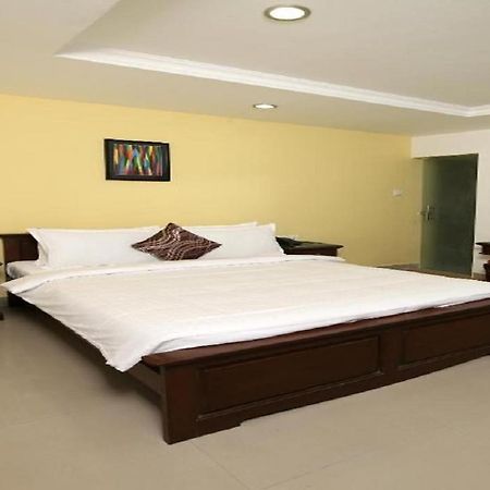 Bluivy Apartment Chennai Exterior photo